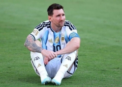 FIFA 'làm khó' Argentina chuyện treo vĩnh viễn áo số 10 của Messi