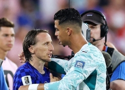 Ronaldo gặp biến lớn, Modric phải thốt lên 1 điều