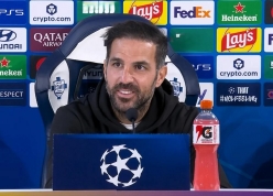 HLV Fabregas: 'Tôi xin lỗi vì bảo Como ngừng chạy khi dẫn MU 4 bàn'