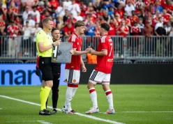 MU thấp thỏm vì Mason Mount, Carrick đưa ra cập nhật đáng chú ý