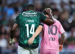 Messi trở lại sau mất mát, hành động của đối thủ khiến cả thế giới xúc động