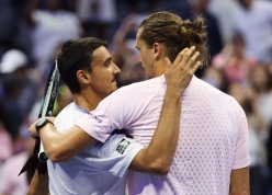 Zverev sống sót sau gần 5 giờ trước đồng hương Sinner, tránh cú sốc lịch sử US Open