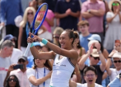 US Open chứng kiến màn thoát hiểm không tưởng của nhà vô địch Olympic