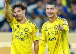 Đàn em vạ miệng, Ronaldo bị CĐV đòi tống cổ khỏi Saudi Pro League