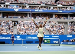 Công chúa Nga thúc thủ trước nữ hoàng sân cứng Mỹ tại tứ kết US Open