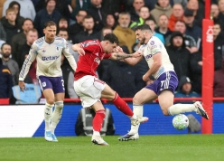 Aston Villa 1-2 Nottingham Forest: Emery chìm sâu, “lời nguyền” Glasner kéo dài