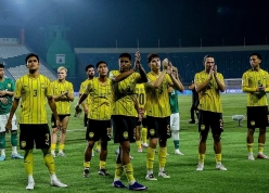 Malaysia nhận lời khuyên từ huyền thoại MU trước trận gặp ĐT Việt Nam