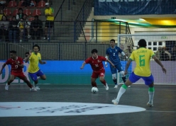 Truyền thông Indonesia bất ngờ réo tên Việt Nam sau khi “chỉ” thua Brazil 0-3