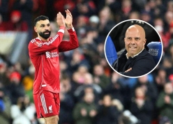 Arne Slot dành lời có 'cánh' Salah sau chiến thắng của Liverpool