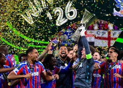 Crystal Palace vô địch Conference League 2025/26