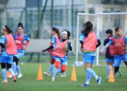 ĐT nữ Việt Nam hăng say tập luyện cho VCK Asian Cup