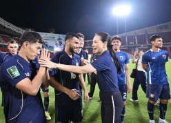 Bị Việt Nam áp sát BXH FIFA, Thái Lan tính kế cho Asian Cup