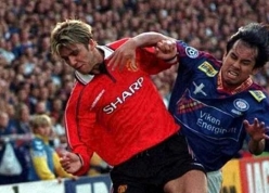 Cầu thủ Việt kiều 1 triệu USD từng so tài cùng Beckham và Henry là ai?