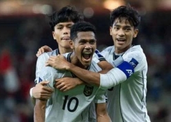 Người hùng World Cup Indonesia nhận án phạt cực nặng sau pha ra đòn gây sốc