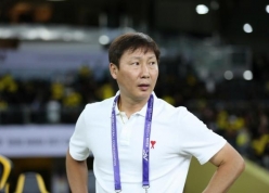 HLV Kim Sang Sik đau đầu chốt danh sách ĐT Việt Nam dự AFF Cup