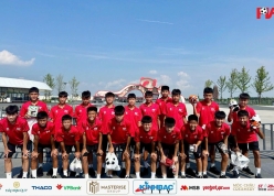 Đội bóng Việt Nam vô địch đầy thuyết phục tại Trung Quốc
