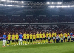CĐV Malaysia bất ngờ rơi vào tình cảnh đặc biệt sau đại chiến với Indonesia