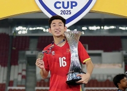 Trung vệ U23 Việt Nam sẽ không gia nhập dải ngân hà của V-League