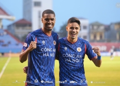 Thắng Ninh Bình, CAHN tiến gần tới chức vô địch V-League