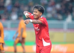 Việt kiều cực hiếm ghi bàn, CA TP HCM thắng tối thiểu