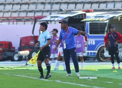 HLV Nhật Bản khẳng định tuyển Việt Nam sẽ đá phản công với Thái Lan