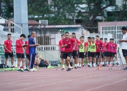 1 trọng tài Việt Nam không vượt qua bài kiểm tra thể lực