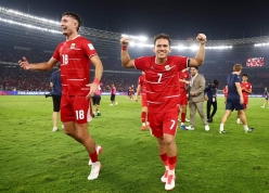 Indonesia nhận lời có cánh từ huyền thoại MU sau chức vô địch FIFA ASEAN Cup
