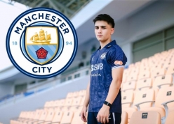 NÓNG: Sao Việt kiều lò Man City không ngừng ghi bàn tại V-League