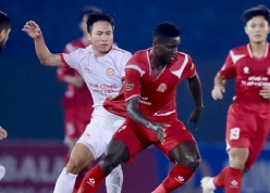 VAR 5 lần can thiệp trong trận đấu tại V-League: Chuyện gì đã xảy ra?