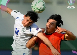 Thắng Uzbekistan, U23 Trung Quốc đấu U23 Việt Nam tại bán kết U23 châu Á 2026
