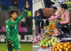Gánh hoa quả đắt khách, mẹ Văn Bình tấp nập đón 'con dâu tương lai' mua hàng sau U23 châu Á
