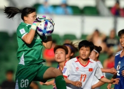 AFC hết lời khen thủ môn ĐT Việt Nam sau trận thua 0-4 Nhật Bản