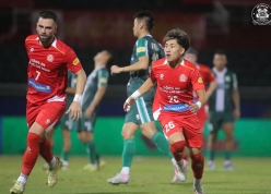 Việt kiều Khoa Ngô tiết lộ khi được Tiến Linh nhường pen: 'Anh ấy bảo tôi rằng...'