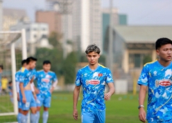 HLV Đinh Hồng Vinh gạch tên Việt kiều Croatia khỏi U23 Việt Nam