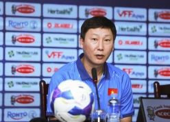 HLV Kim Sang Sik: 'Tôi háo hức khi lần đầu làm việc với Hoàng Hên, Văn Hậu'