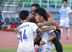 CĐV Đông Nam Á bùng nổ phản ứng sau khi U17 Lào thắng Thái Lan, vào bán kết