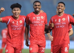 Tin nóng bóng đá trưa 26/6: CAHN hướng ra châu Á