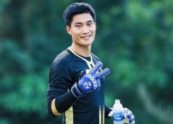 Thủ môn Việt Nam từng dự World Cup bất ngờ chuyển nghề ở tuổi 29