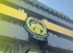 Bóng đá Malaysia có biến: Sếp lớn sắp bỏ ghế ngay sau khi đắc cử?