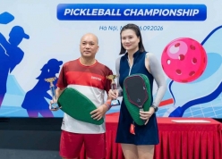 Cựu hoa khôi bóng chuyền giành chức vô địch đặc biệt