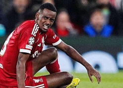 Isak được người cũ Liverpool “mách nước” giữa cơn khát bàn thắng