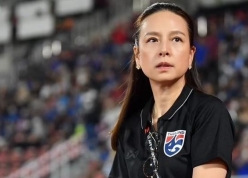 CĐV Thái Lan đồng loạt réo tên Madam Pang khi thua ĐT Việt Nam lẫn Indonesia