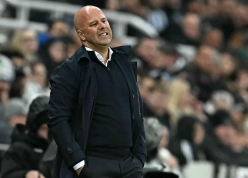 Arne Slot lên tiếng về chấn thương của Florian Wirtz