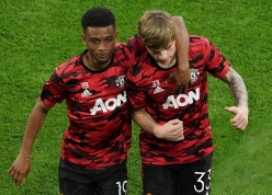 Cựu sao MU bị thải loại chỉ sau 5 phút thi đấu