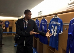 Ngôi sao cao 2m11 trở thành cổ đông của Chelsea