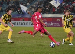 Tampines cũng dùng cầu thủ nhận 3 thẻ vàng, vì sao chỉ CAHN có thể bị xử thua 0-3?