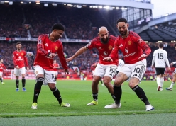 MU bộc lộ vấn đề chiến thuật đáng lo trong trận thua Newcastle