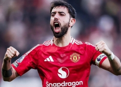 Bruno Fernandes bất ngờ lọt top 3 tiền vệ xuất sắc nhất thế giới