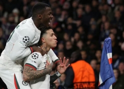 Cầu thủ đắt giá nhất lịch sử Chelsea bị dằn mặt vì 'gáy' quá sớm