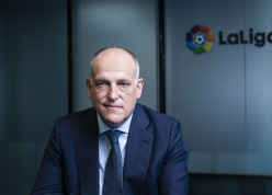 Tòa án Tây Ban Nha 'sờ gáy' sếp lớn La Liga vì làm lộ dữ liệu Barca